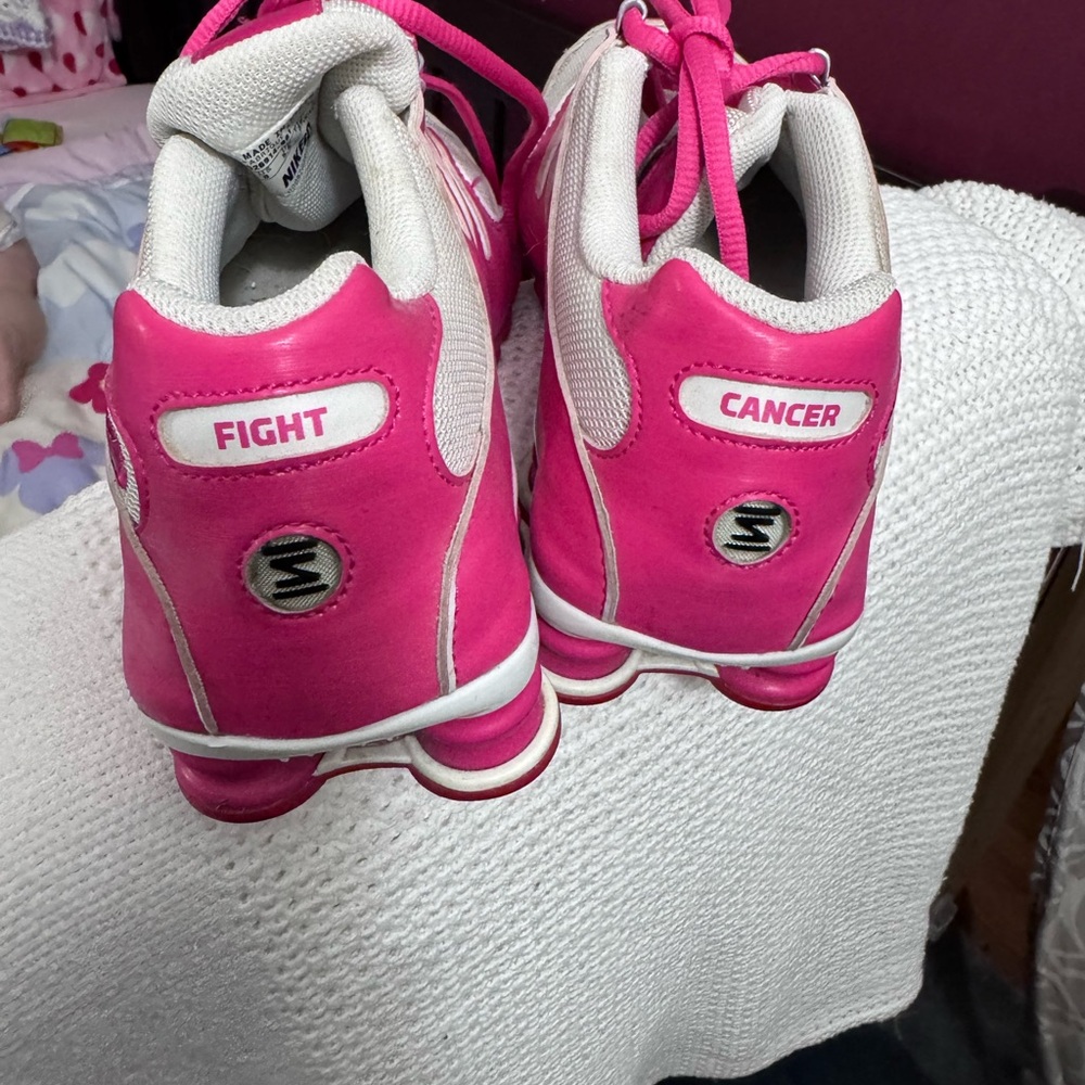 Nike womens Pink Fight Cancer Sneakers